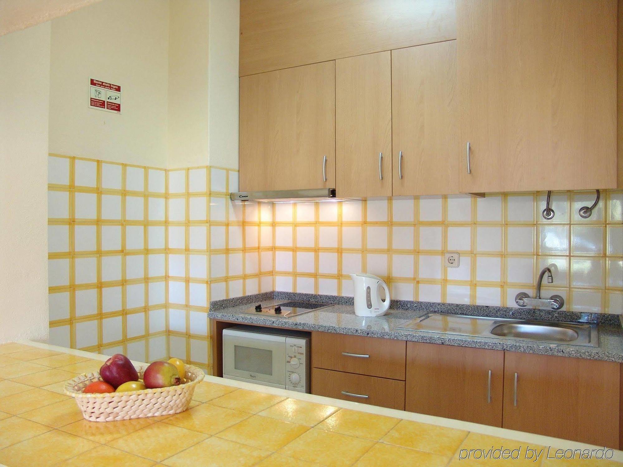 Cheerfulway Valmangude Jardim Apartamentos Albufeira Room photo